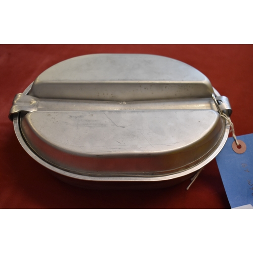 91 - US Vietnam Era Army/USMC Mess Kit Tin - Marked US, Wyott, made from aluminium with Vietnam War Sheet... 