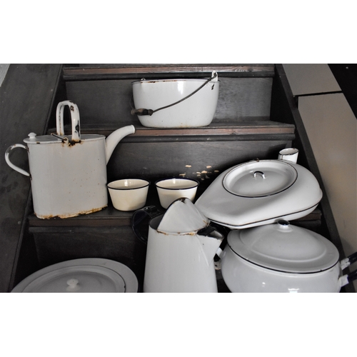 451 - Enamelware - An original collection of vintage Dishes, Jugs, Bowls, Kettles and Pans. Excellent qual... 