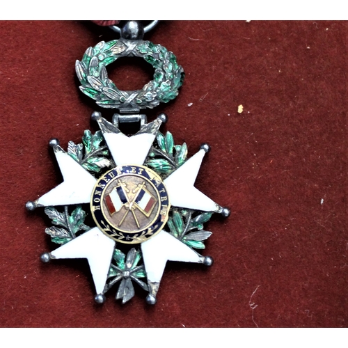 29 - French WWI Legion of Honour Officers silver variant, sadly missing some enamel but an excellent meda... 