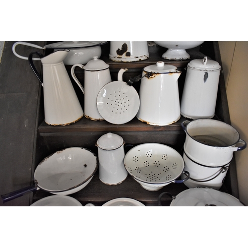 451 - Enamelware - An original collection of vintage Dishes, Jugs, Bowls, Kettles and Pans. Excellent qual... 