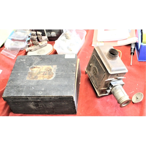 459 - Standard Magic Lantern produced by Ernst Plank circa 1908, in original box. in fair condition but co... 