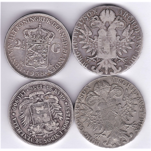 60 - Mixed Silver with Netherlands 1938-2.1/2g. Monica Therese Token (2) Venezuela-VF or better (4)