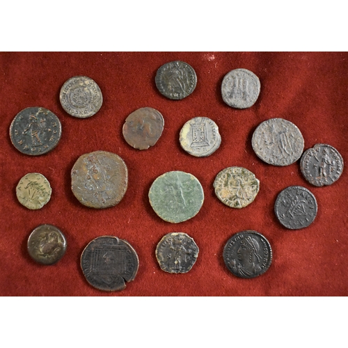 183 - Roman Bronze - A mixed unchecked batch of (17), unidentified nice estate lot