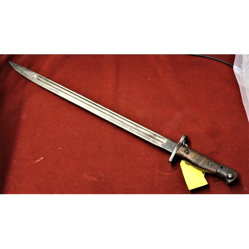 62 - British Pattern 1907 bayonet, made by Sanderson and dated 5/18, and stamped again '23. In good condi... 