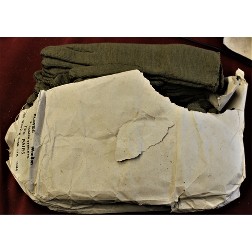 89 - British WW2 Woollen Gloves/Snipers Mittens for cold weather (Ten pairs) made by Job White & Sons 194... 