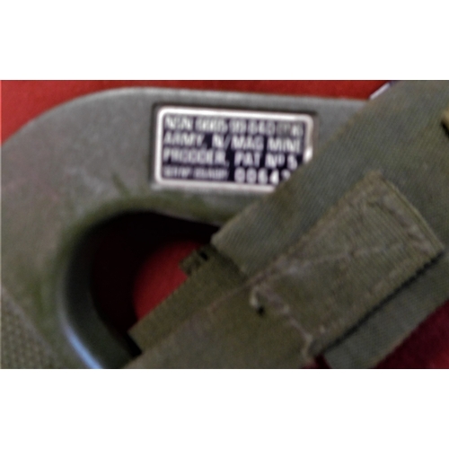 92 - British Army N/Mag Mine Prodder, Pat No.5 Serial No 89/abp/006431 Comes complete in its webbing shea... 