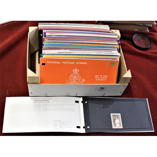 96 - Isle of Man - Good batch of presentation packs - good batch of Presentation packs, Incl duplicates t... 