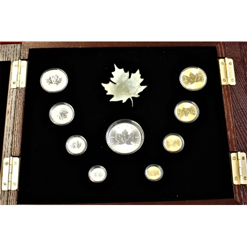 17 - Canada 2018 Pearl Edition, This Royal Canadian Platinum and Gold set, with certificate