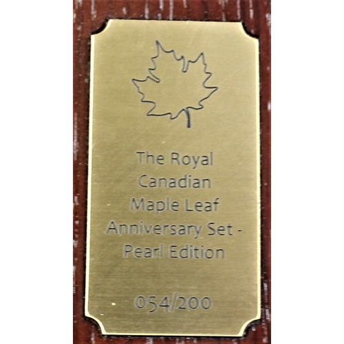 17 - Canada 2018 Pearl Edition, This Royal Canadian Platinum and Gold set, with certificate