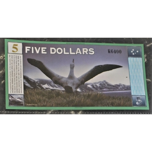 658 - Antarctica (overseas exchange office) six exchangeable notes-1 dollar to 5 dollars-Penguins etc AUNC