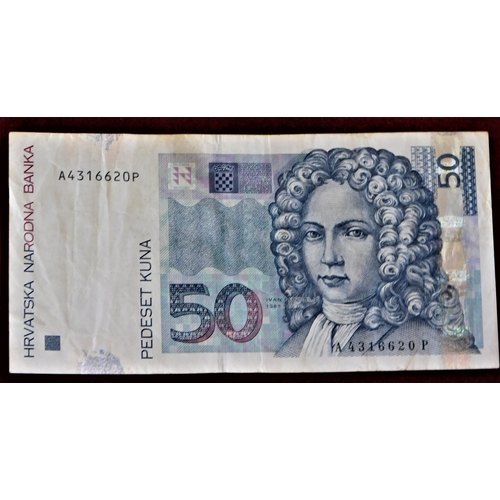 699g - Croatia 1991-1994- range of (32 notes) mostly AUNC, also few earlier, there in unused condition (24)