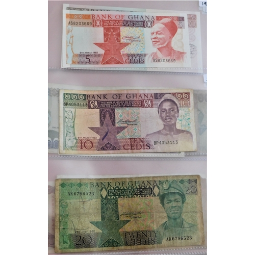 725 - Ghana 1958-2010-A collection of (28) different notes VF to AUNC (28)