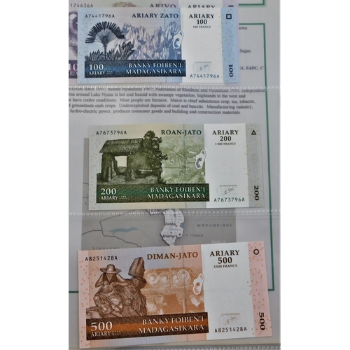 778 - Madagascar 1937-2004-Small collection of (23 notes) includes 1980's high values to 10,000 Francs, an... 