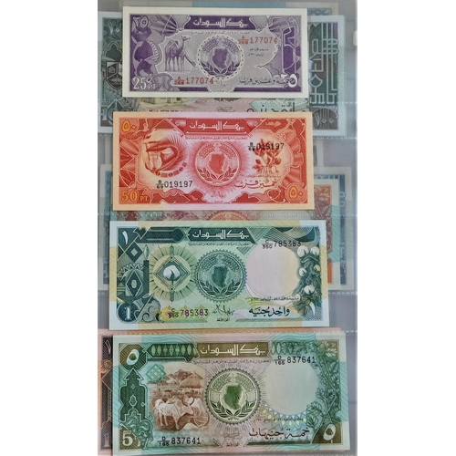 854 - Sudan 1970-2006-Collection of (25 notes) VF to AUNC also three notes of South Sudan