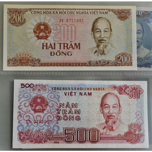 884 - Vietnam (Socialist Republic) 1976-2004-A collection of (20 notes) up to 100,000 Dong-many GVF AUNC (... 