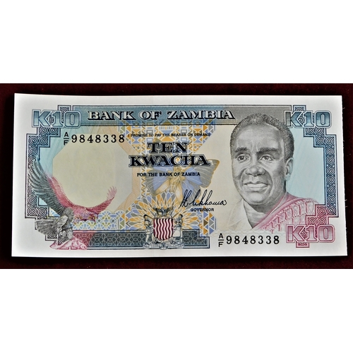 893 - Zambia 1964-2003-A collection of (32 notes) many AUNC