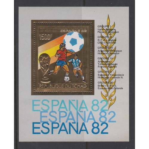 543 - Chad 1982-World Cup Football Spain - souvenir sheet 1500f gold and embossed mint Scott 426