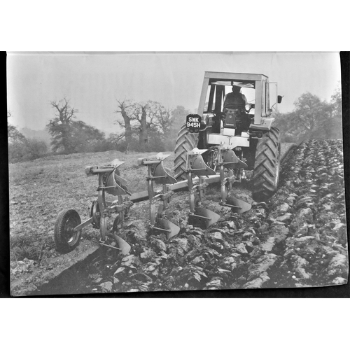 495 - Pamphlet - Page Wilf - Farming to Feed Britain - a communist Party Pamphlet - no date