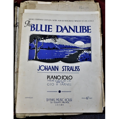 205 - Music Sheets - Including The Toy Drum Major Roses of Picardy - The Blue Danube etc. (17) In total, f... 