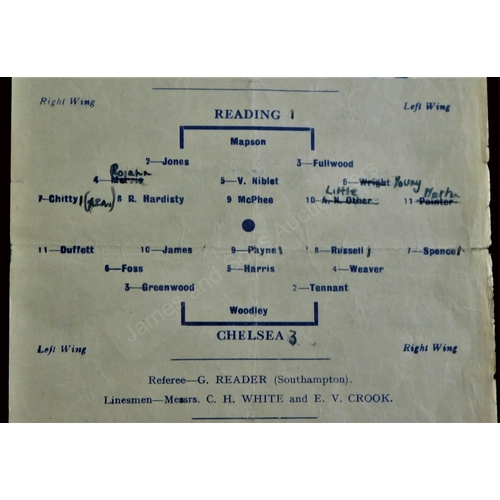 6 - Rare Single sheet Reading v Chelsea Football League South at Elm Park 29th April 1944 programme . Th... 