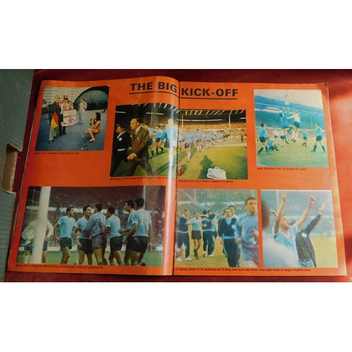 245 - England's Football World Cup 1966 Daily Express souvenir magazine, fair condition