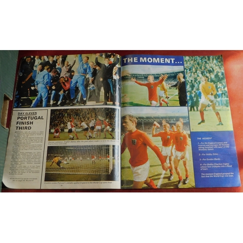 245 - England's Football World Cup 1966 Daily Express souvenir magazine, fair condition