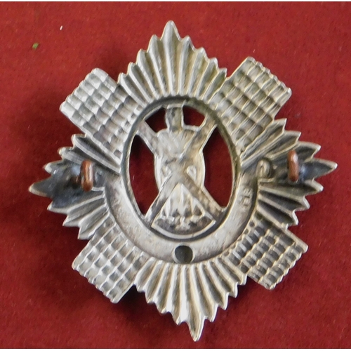 246 - British The Royal Scots Cap Badge (Bi-metal)