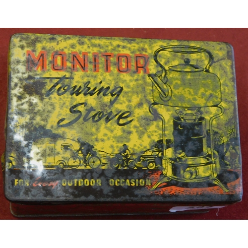 297 - Monitor Touring 1950/60s camping stove, made in the United Kingdom, with most of its internal conten... 