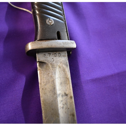 35 - German WWII S84/98 (K98) Mauser bayonet, maker Mundlos. Year of manufacture 1938 on the spine, maker... 