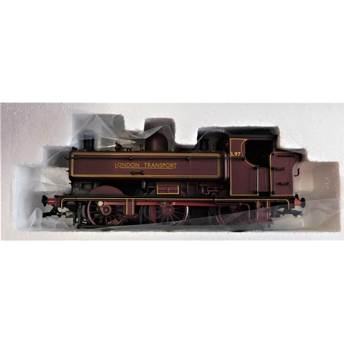 502 - Bachmann Branchline 30-076 Midnight Metropolitan with 32-217-style London Transport maroon pannier, ... 