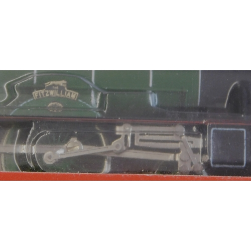 609 - Hornby R859 LNER 4-4-0 Loco 'The Fitzwilliam'. Mint in box