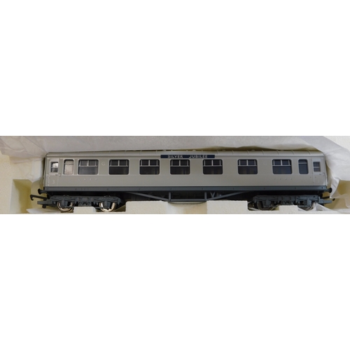 617 - Hornby R2278M The Silver Jubilee Train Pack. Mint and sealed.