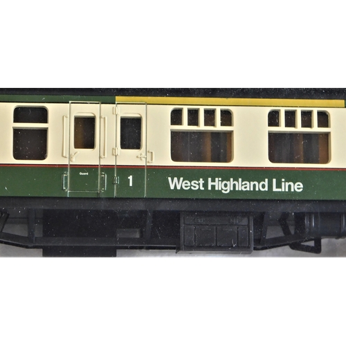 634 - Lima L149441 4 Coaches of West Highland Line. Mint in box.