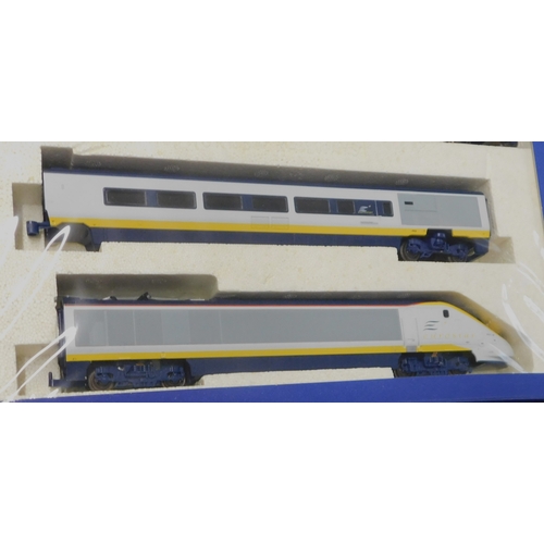 657 - Horby R665 Eurostar Contents: Class 373 Powered Locomotive, Class 373 Unpowered Locomotive, 2 Passen... 