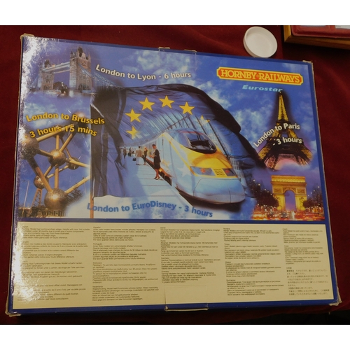 657 - Horby R665 Eurostar Contents: Class 373 Powered Locomotive, Class 373 Unpowered Locomotive, 2 Passen... 