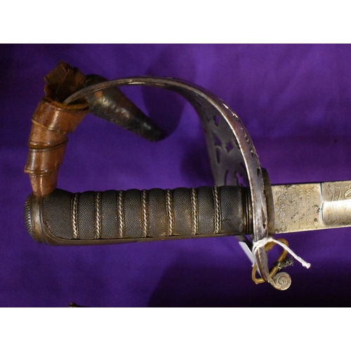 66 - British Boer War era Victorian 1887 Pattern Cavalry Officers' sword for a Regiment of Horse, sadly t... 