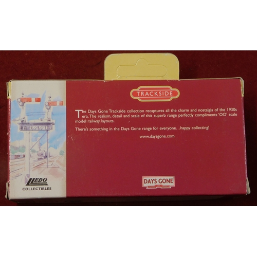 663 - Trackside DG 146000 Guy Pantechicon BRS. Mint in box.
