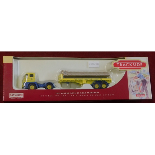 664 - Trackside DG 150000 Foden S21 with Flatbed Trailer and Cement bags Load Blue Circle Cement. Mint in ... 