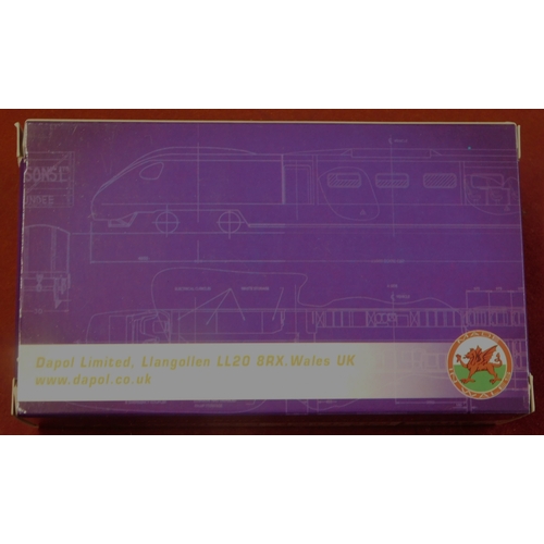 667 - Dapol Model Railways 00 Scale Hertingfordbury Brick and Tile Company (5). Mint in box.