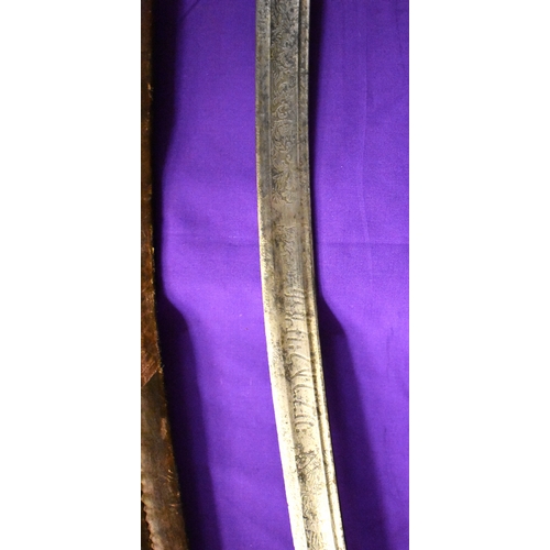 69 - Ethiopian 1930s era Army Officer's Sword of Emperor Haile Selassie, the curved steel blade etched wi... 