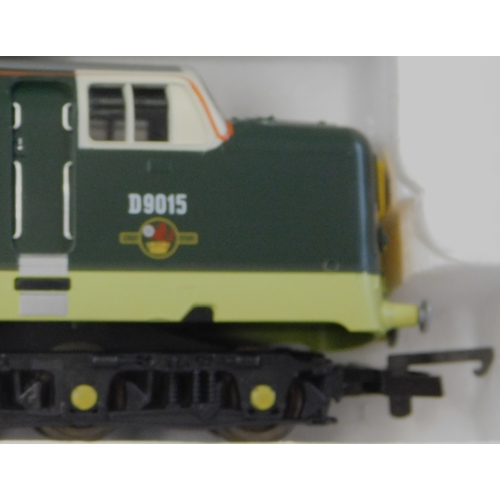 690 - Lima L204656 Locomotive Diesel Class 55D9015 Tulyar. Mint in box.