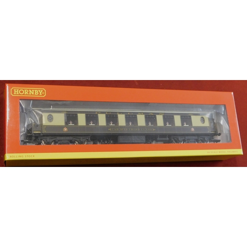 Lot 702       
