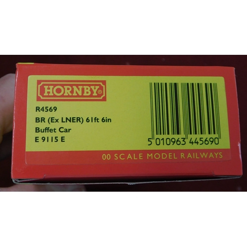 703 - Hornby R4569 BR (Ex LNER) 61ft 6in Buffet Car E9115 E. Mint in box.