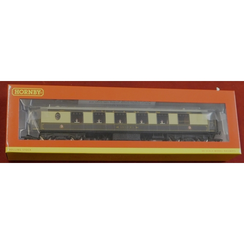 Lot 704       