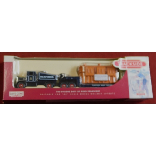 Lot 747       