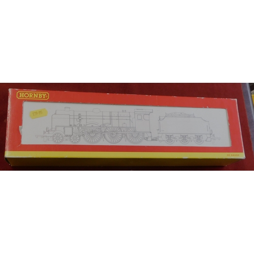 Hornby FMR16 45516 The Bedfordshire and Hertfordshire Regiment BR/LMS