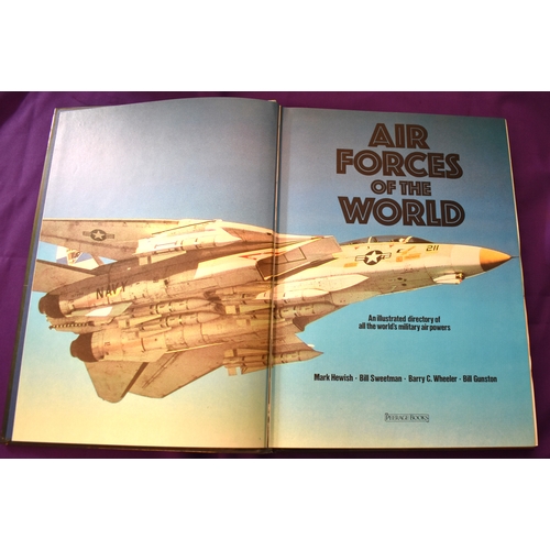 180 - Air Forces of the World - An illustrated Directory of the World's Military Air Powers. Authored by M... 