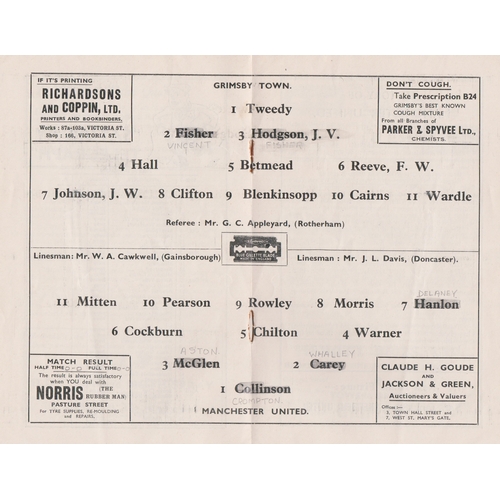 68 - Programme Grimsby Town v Manchester United 28th December 1946. Team changes inserted neatly in penci... 