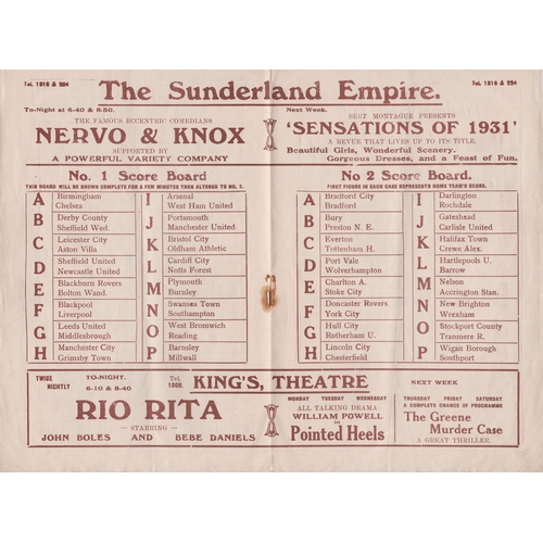 104 - Programme Sunderland v Huddersfield Town October 25th 1930. Lacks staples due to rusting. No writing... 