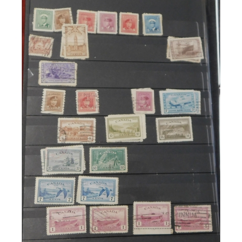 167 - Canada 1897-1985 stockbook with u/m and used collection, includes booklet panes and sets in stockboo... 